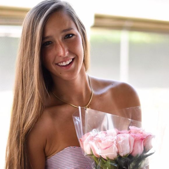 Meet your Posher, Sara jean - Picture 1 of 1